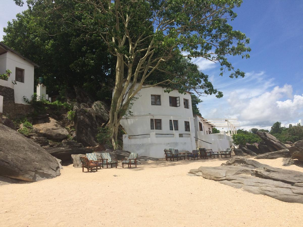 Njaya Lodge Nkhata Bay Exterior foto